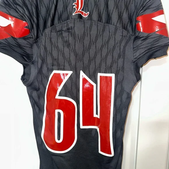 Game Worn Louisville Cardinals Football Jersey - Picture 5 of 6
